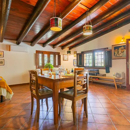 Bed and breakfast Aspromonte Yellow House 4*