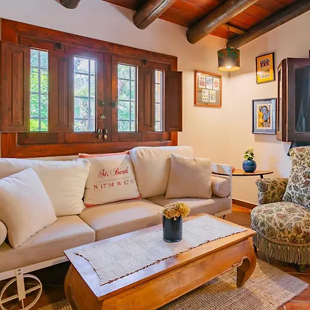 Aspromonte Yellow House 4*