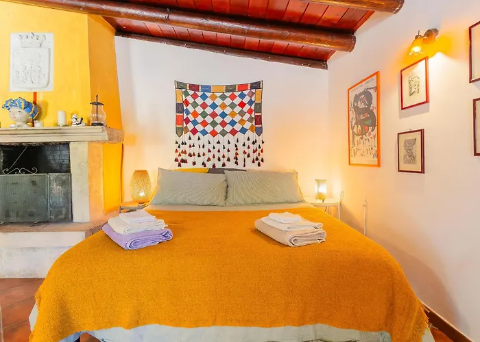 Aspromonte Yellow House Bitonto