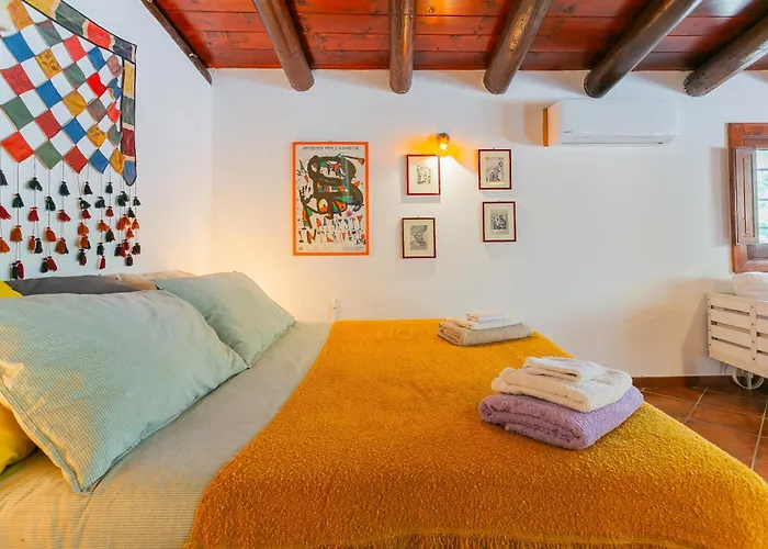 Aspromonte Yellow House Bed & Breakfast 4*